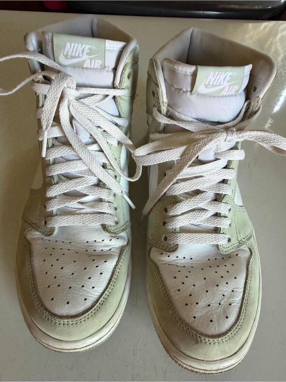 Nike Air Women’s High-Top Sneakers in White and Pale Green